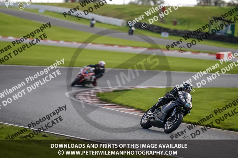 anglesey;brands hatch;cadwell park;croft;donington park;enduro digital images;event digital images;eventdigitalimages;mallory;no limits;oulton park;peter wileman photography;racing digital images;silverstone;snetterton;trackday digital images;trackday photos;vmcc banbury run;welsh 2 day enduro